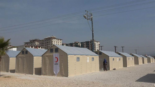 İsveç'ten depremzedeler için gelen çadırlar Volvo gibi sağlam - Resim: 2