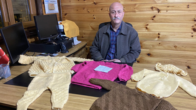 Bartın'da muhtar çocuk kıyafetinin üzerindeki notu görünce gözyaşlarını tutamadı - Resim: 0