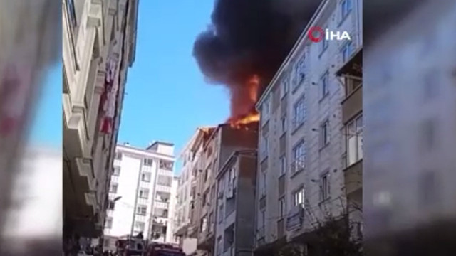 Esenyurt’ta 5 katlı binada yangın paniği - Resim: 0