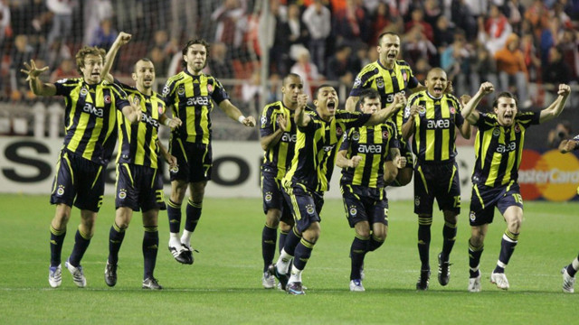 2008'in düğümü bu maçta çözülecek! Fenerbahçe Sevilla maçı şifresiz hangi kanalda? - Resim: 0