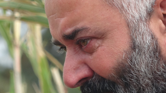 Oğlunun kırkında mezarı başında feryat etti "100 bin dolar verdik, ölüsünü aldım" - Resim: 1