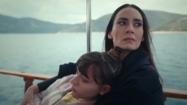 Netflix Biz Kimden Kaçıyorduk Anne konusu nedir? Biz Kimden Kaçıyorduk Anne dizisi oyuncuları kimler? - Resim: 0