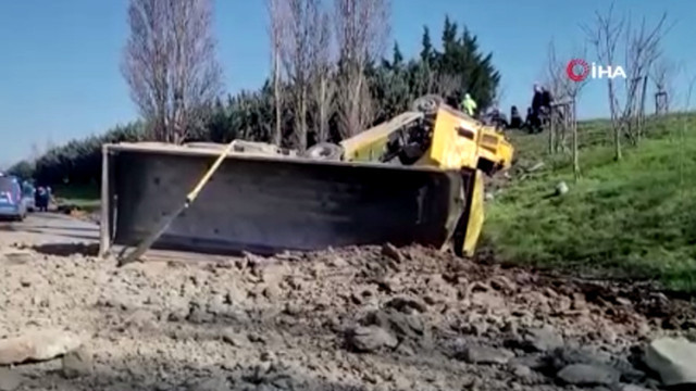 TEM'de zincirleme kaza! 6 kişi hayatını kaybetti yaralılar var - Resim: 0