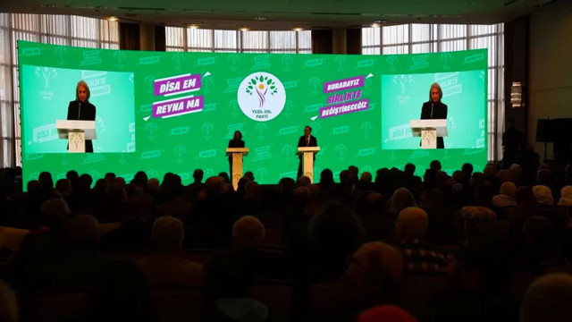 Kürt sorununa muhataplarla çözüm! HDP'nin içinde olduğu Yeşil Sol Parti'nin seçim bildirgesi olay oldu - Resim: 0