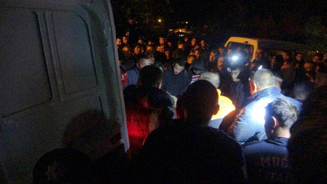 Muğla'da genç kız kendisini uçurumdan attı - Resim: 1