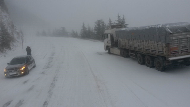 Antalya-Konya karayolunda kar 20 santimetreye ulaştı - Resim: 3