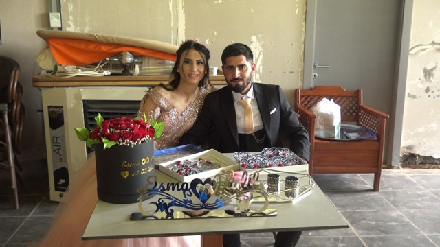 İş makinesi operatörü deprem bölgesinde tanıştığı depremzede ile nişanlandı - Resim: 1