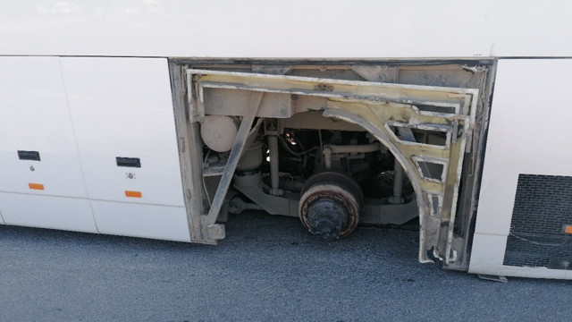 Hatay'da depremden kurtuldu, Antalya'da lastik öldürdü - Resim: 1