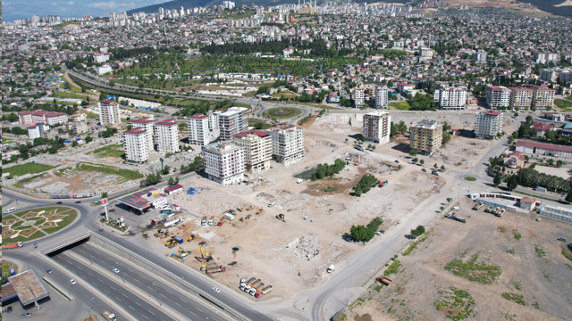 Kahramanmaraş depremden 3 ay sonra havadan görüntülendi - Resim: 0