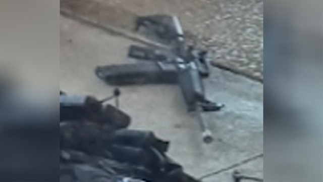 Alışveriş merkezini silahla basıp katliam yaptı! Çok sayıda ölü ve yaralı var - Resim: 0