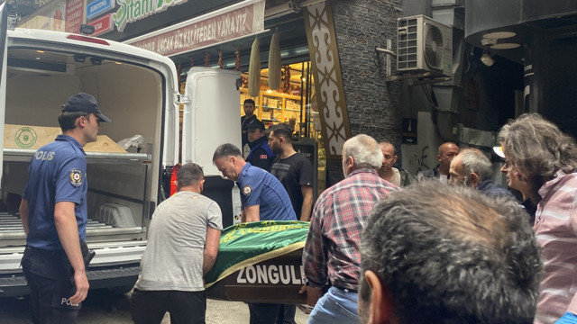 Zonguldak'ta arkadaşlarıyla şakalaşırken kendini öldürdü - Resim: 0