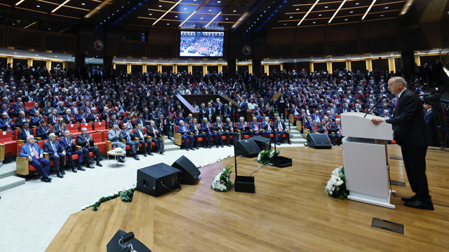 Cumhurbaşkanı Erdoğan'dan vize ve enflasyon mesajı! Muhalefeti hedef aldı: "Millet kumar masasına tekmeyi vurdu" - Resim: 4