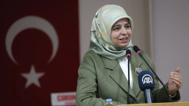 Numan Kurtulmuş kimdir, aslen nereli, yaşı kaç? Numan Kurtulmuş eşi Sevgi Kurtulmuş kimdir? - Resim: 0