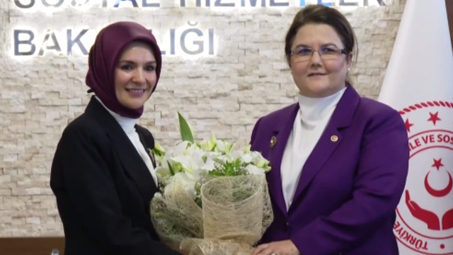 Aile ve Sosyal Hizmetler Bakanı Mahinur Özdemir Göktaş, görevi Derya Yanık'tan devraldı - Resim: 0