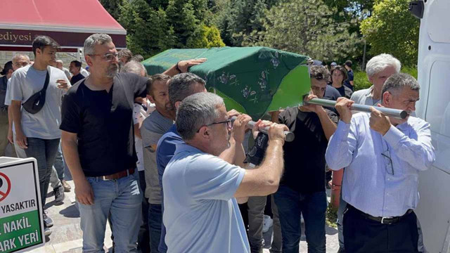 Motosiklet kazasında Ezgi Nehir öldü, sürücü tutuklandı! Gözyaşlarıyla veda... - Resim: 1