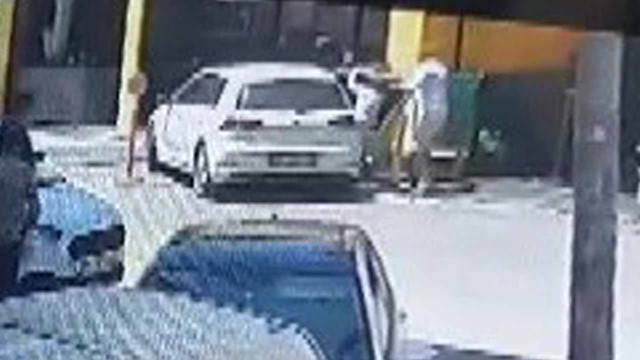 İzmir'de torununu korumak isterken canından oldu - Resim: 0