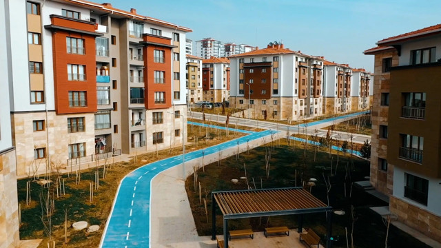 Bakan Mehmet Özhaseki açıkladı! Deprem konut ve iş yerlerinin maliyeti belli oldu - Resim: 0