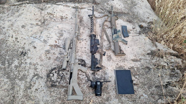 Terör yuvalarına Pençe Kilit darbesi! Bakanlık duyurdu: Çok sayıda silah ve mühimmat ele geçirildi - Resim: 1