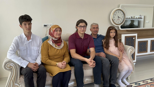 TYT'de 3.5 milyon kişi arasından birinci oldu! Haberi akrabalarından alan Harun: Benim için çok büyük sürpriz oldu - Resim: 1