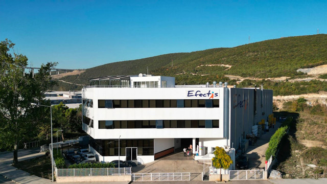 Böyle patron dostlar başına! Her çalışanına 30'ar bin lira tatil parası ödedi! 'Gidin tatil yapın' - Resim: 1