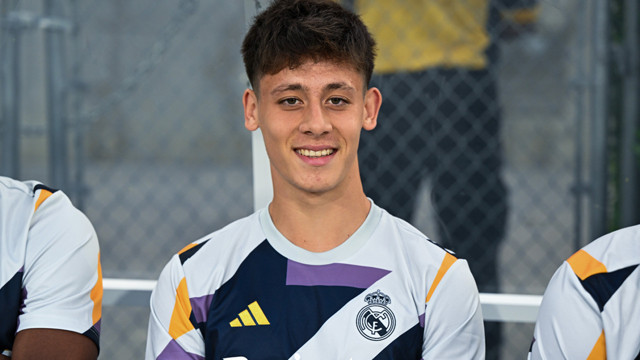 Real Madrid-Milan maçında gol düellosu! Arda Güler yedek kulübesinde görüntülendi - Resim: 1