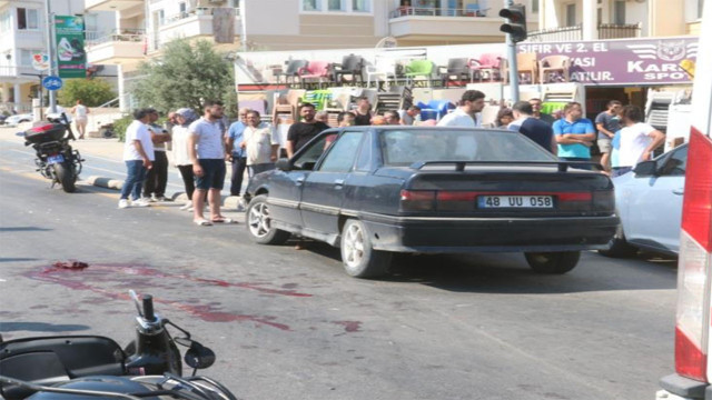Fethiye'de acı kaza! Motosiklete çarpan kamyon kaçtı: 1 ölü, 1 ağır yaralı - Resim: 2