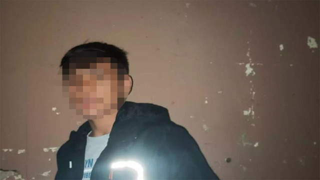 13 yaşındaki çocuk parkta ölü bulundu! "Ağzında karıncalar dolanıyordu" - Resim: 1