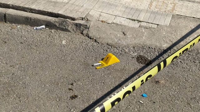 Gençlerin kavgasında silahlar konuştu! Pompalı tüfekle bacaklarından vuruldu - Resim: 0