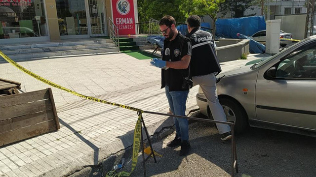 Gençlerin kavgasında silahlar konuştu! Pompalı tüfekle bacaklarından vuruldu - Resim: 1