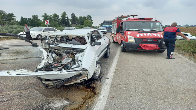 Osmaniye'de korkunç kaza! 2 otomobil çarpıştı 1 kişi öldü - Resim: 0