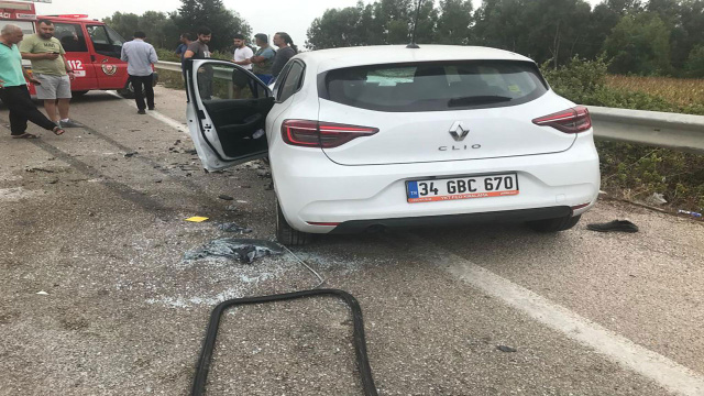 Osmaniye'de korkunç kaza! 2 otomobil çarpıştı 1 kişi öldü - Resim: 1