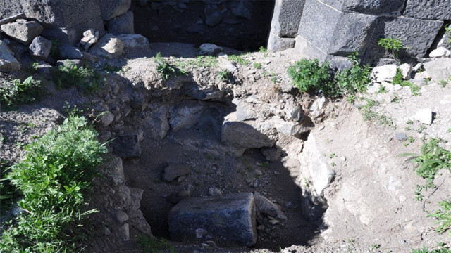 Defineciler Gürcü Kilisesini tarumar etti! Define için Kiliseyi yıktılar - Resim: 1