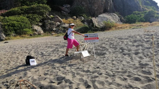 Caretta Caretta koruma kafesini yana kaydırıp üzerinde mangal yaktılar! - Resim: 1
