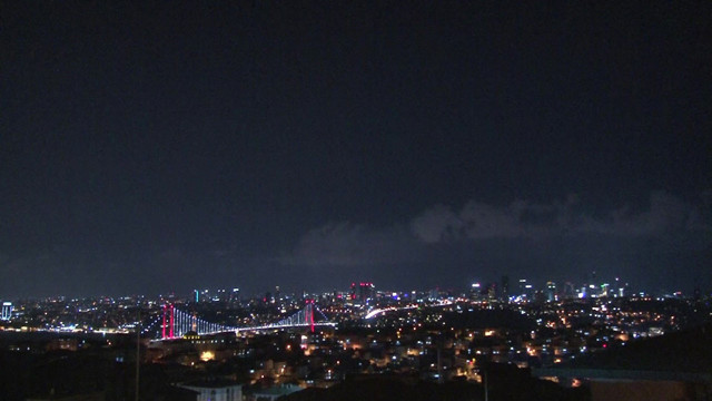 İstanbul'da meteor yağmuru şöleni! Vatandaşlar yüksek yerlere akın etti - Resim: 2