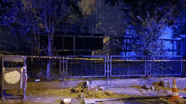 Bolu'da klima motoru bomba gibi patladı! 2 metre fırlayan bakım işçisi ağır yaralandı - Resim: 0