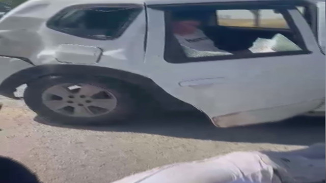 Ankara'da kamyonet ve otomobilin çarpıştığı feci kazada 3’ü ağır 5 yaralandı - Resim: 0