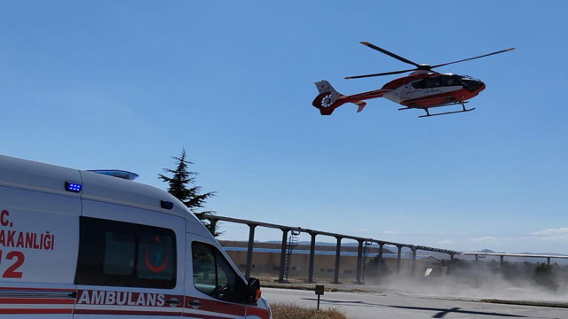 Çankırı'da 3 otomobilin karıştığı zincirleme kazada 1'i ağır 7 kişi yaralandı! - Resim: 0