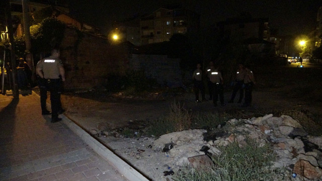 Antalya'da boş arazide erkek cesedini görenler polise koştu! - Resim: 0