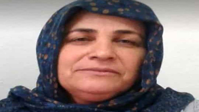 Gaziantep'te süratle geri giden aracın çarptığı kadın feci şekilde can verdi! - Resim: 0