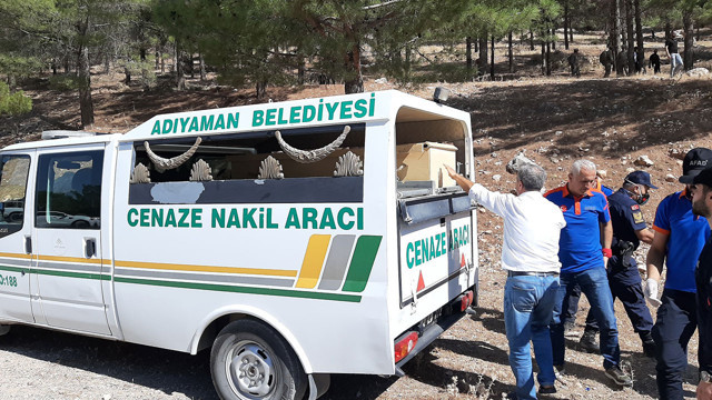 Ormanda yürüyüş yaparken kaybolan yaşlı adamın cansız bedeni 10 gün sonra bulundu! - Resim: 1