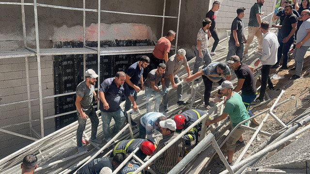 Nevşehir'de inşaat iskelesi işçilerin üzerine çöktü! 1 ölü 2 yaralı - Resim: 0