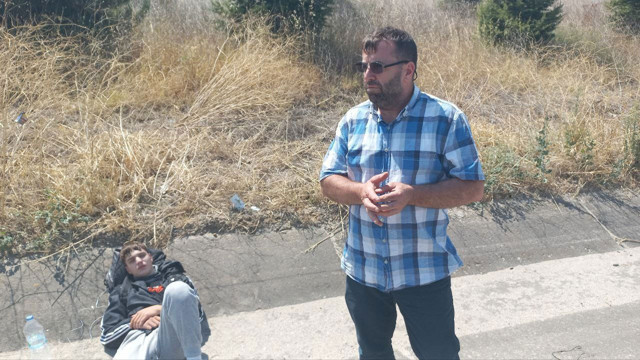 Edirne'de bir tuhaf kaza! Motosikletiyle babasının arabasına çarptı - Resim: 1