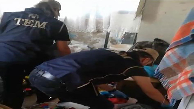 Bursa'da DEAŞ operasyonunda 12 yabancı uyruklu terörist gözaltına alındı! - Resim: 0