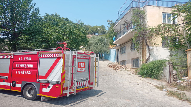Aydın'da küçük çocuğun oyunu felakete yol açtı! Koltuk tutuştu, yangın çıktı - Resim: 1