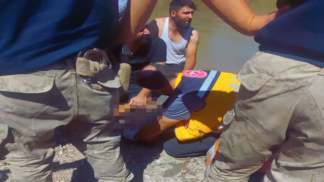 Ağrı'da serinlemek için nehre giren 14 yaşındaki çocuk hayatını kaybetti - Resim: 0