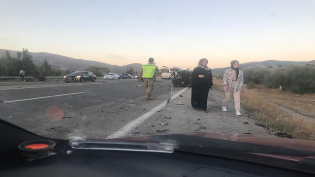 Kendi kınasına giderken kaza geçirmişti! Gelin ve annesi kurtarılamadı - Resim: 2