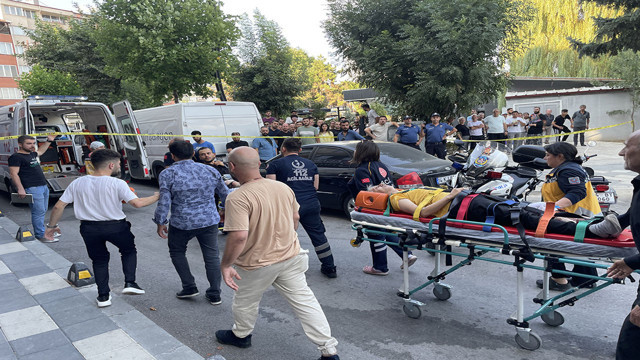 Bolu'da husumetlilerin tartışması kan döktü! 3 kişiyi yaralayan 4 şüpheli yakalandı - Resim: 0