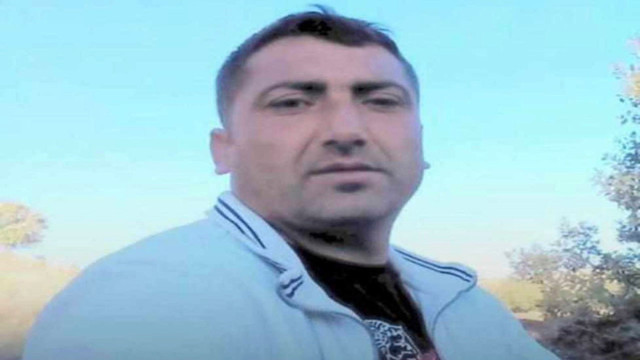 Evinin balkonunda eşinin gözü önünde silahlı saldırıya uğradı! - Resim: 0