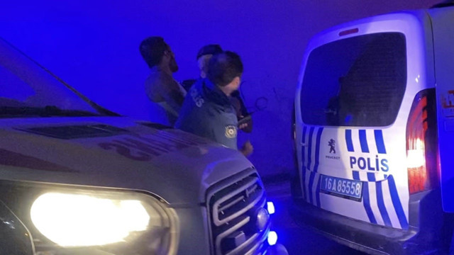 Bursa'da beraber alkol aldığı arkadaşıyla kavga eden şahıs arkadaşını 3. kattan attı! - Resim: 0