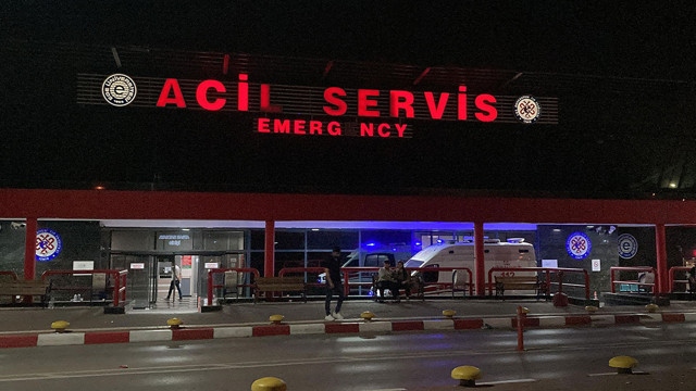 İzmir'de alacak verecek kavgası kan akıttı! Parasını ödemeyen genci 8 yerinden bıçakladı - Resim: 0